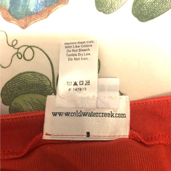 COLDWATER CREEK Scoop Neck Coral Pullover - Picture 7 of 7